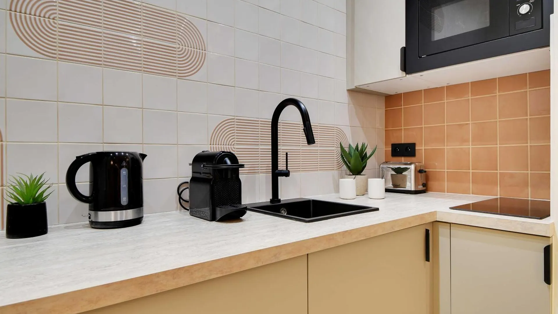 Superb -1br-4p- Montmartre Apartament *